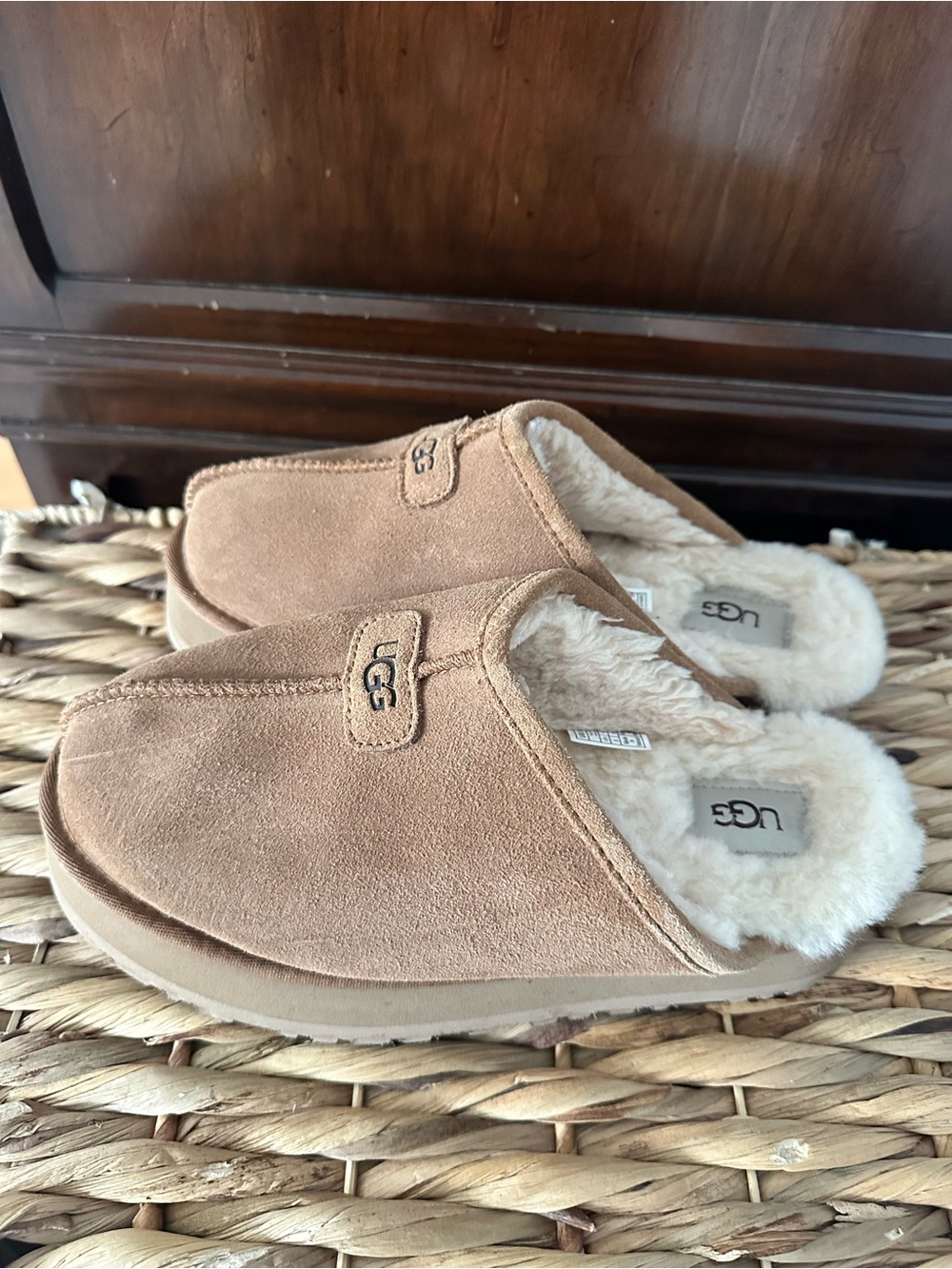 UGG Women’s  Chestnut Brown Suede Shearling Clog Slippers
